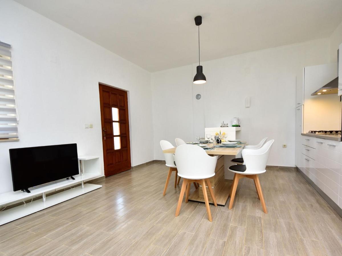 Lovely Apartment In Kru Evo With Barbecue Krusevo  Екстер'єр фото